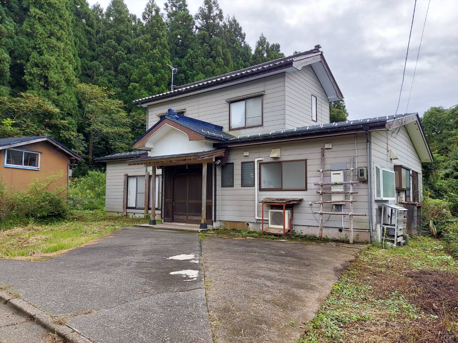 イメージ写真：滝川原の空き家（糸ー261）