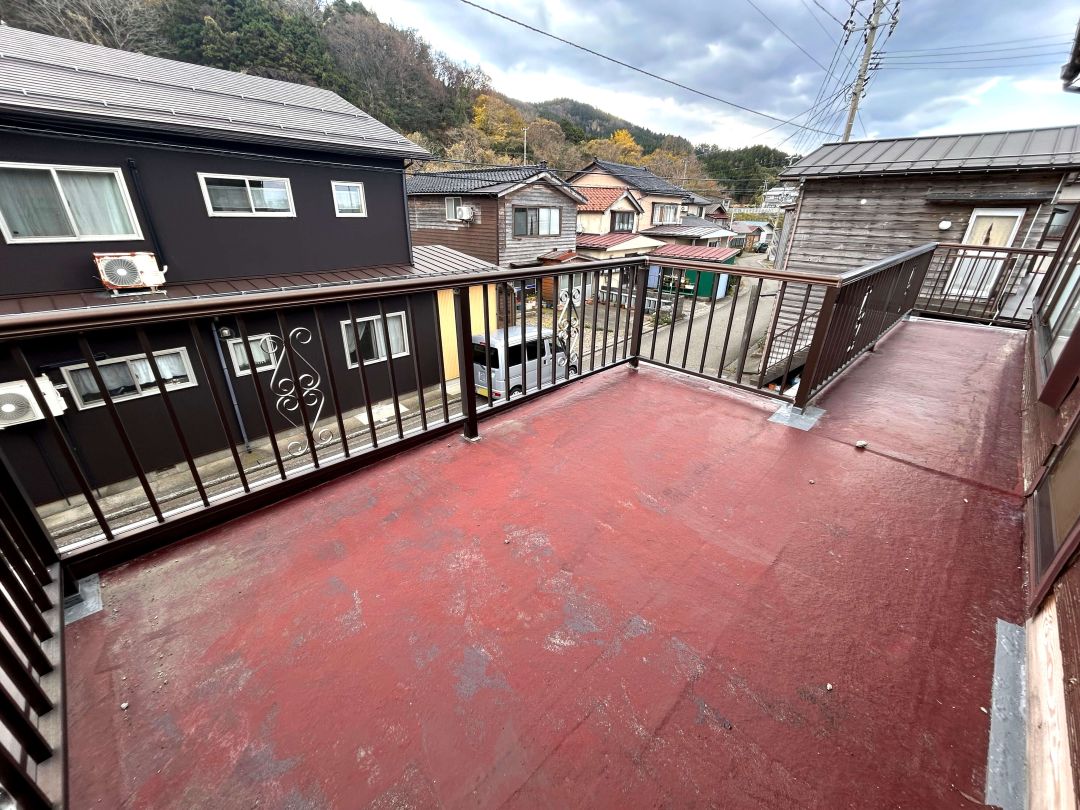 2階 バルコニー