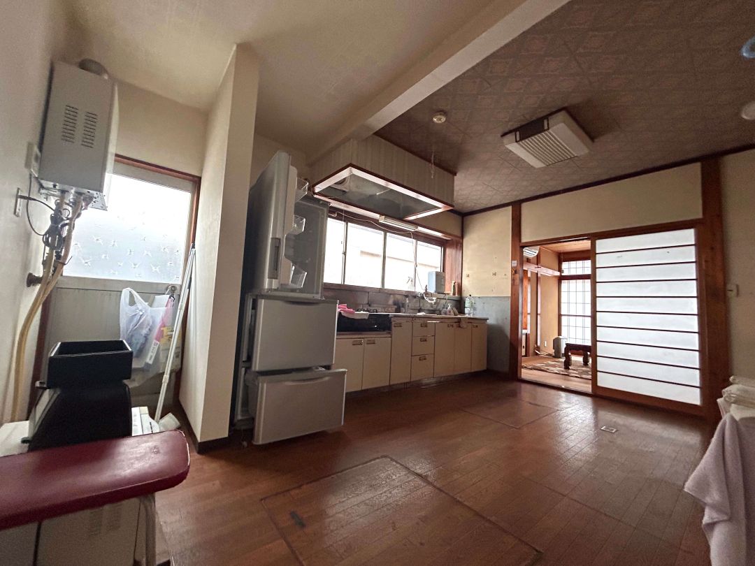 ダイニングキッチン 10帖